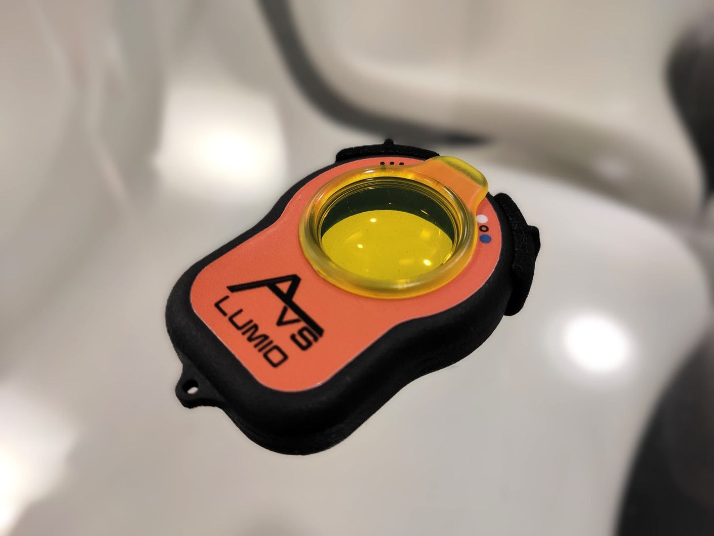 AVS Lumio Portable Anterior Eye Inspector